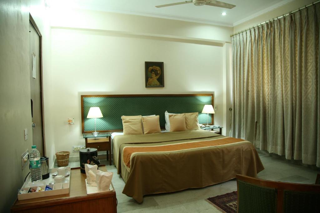 The Royal Residency Hotel New Delhi Room photo